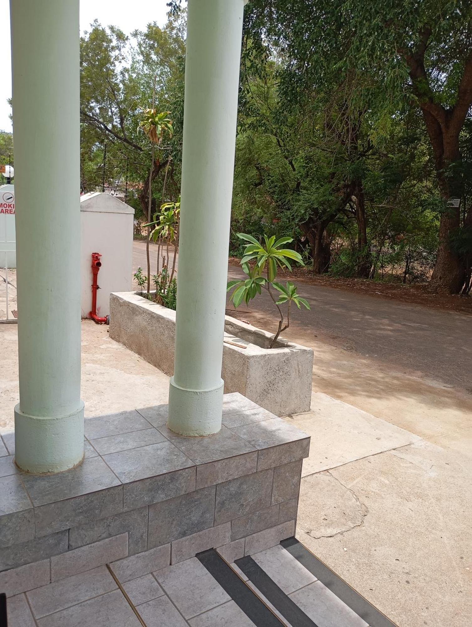 Brackendene Lodge Gaborone Exterior foto